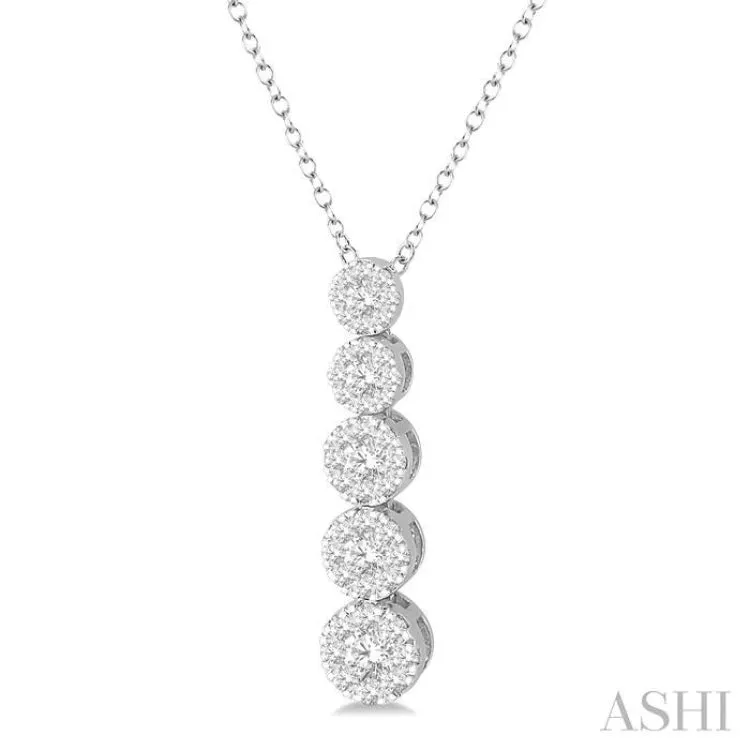 5/8 ctw Five Mount Lovebright Round Cut Diamond Pendant With Chain in 14K White Gold