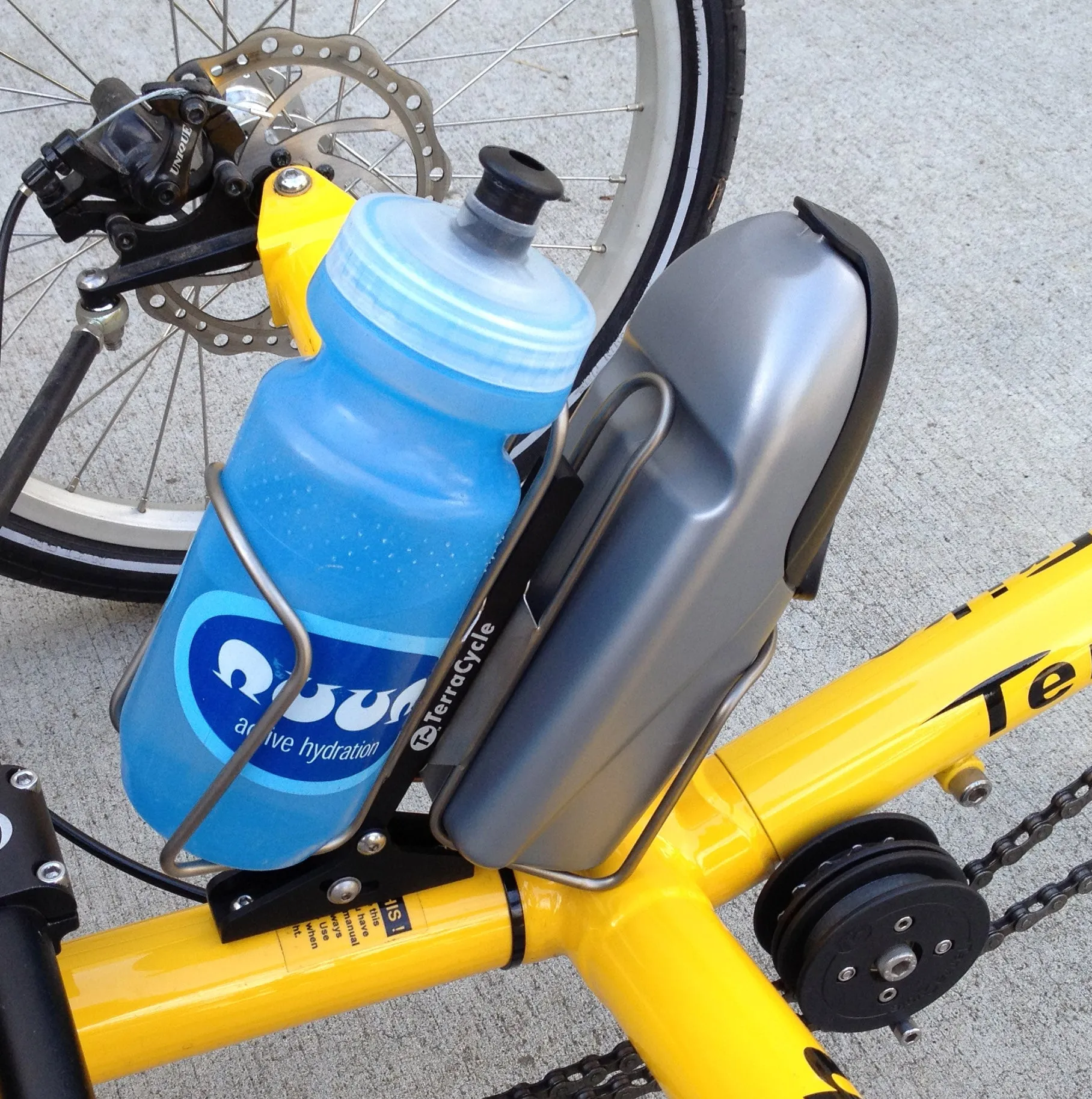 Adjustomatic Bottle Mount