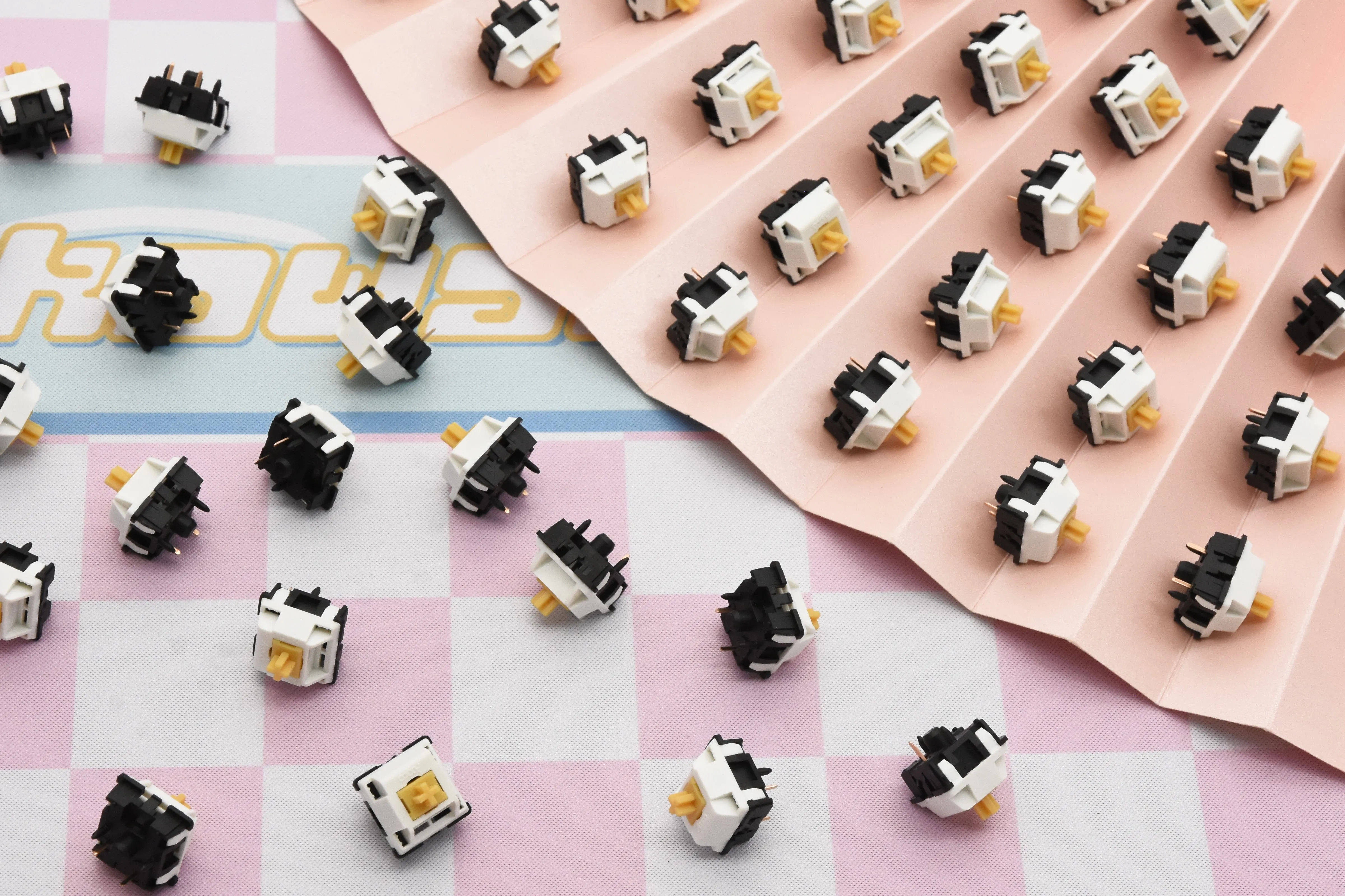 AKKO PENGUIN SILENT TACTILE  SWITCH 10(PCS)