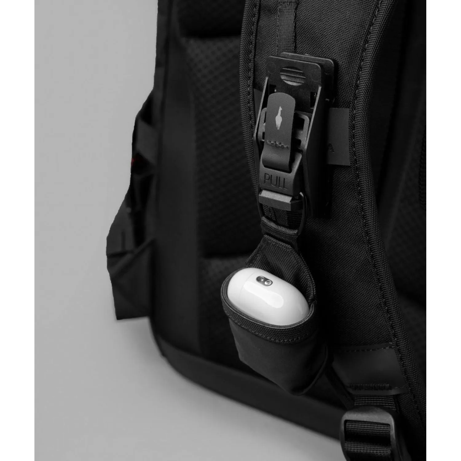 ALPAKA Hub Earbuds Pouch