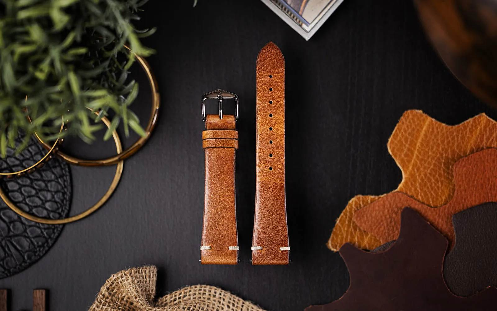 Apple Watch Strap - HIRSCH Bagnore Golden Brown Vintage Calfskin Leather