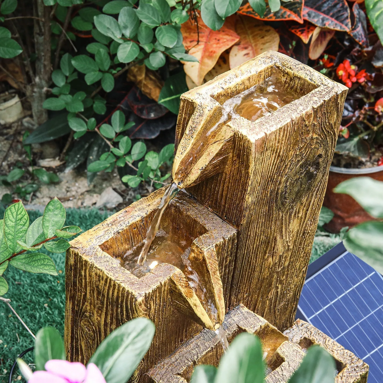 Garden Fountain Self Containing Water Feature Solar Powered