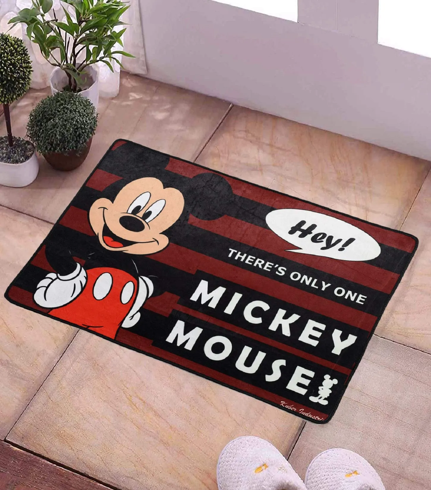 Kuber Industries Disney Mickey Mouse 4 Pieces Anti-Slip Door Mat 23"x15" (Maroon) - CTKTC46038